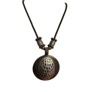 Premier Designs Antique Gold Silver Tone Pendant Necklace Mesh Chain Hammer 20"